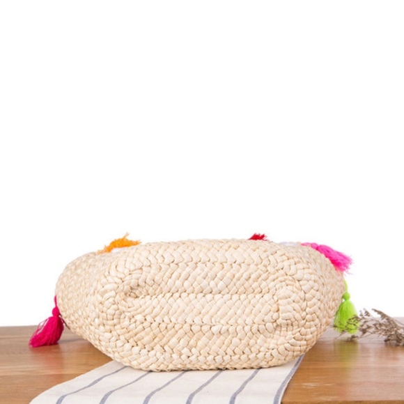 ❌❌Sold❌❌Bonjour Basket Bag - Picture 5 of 5